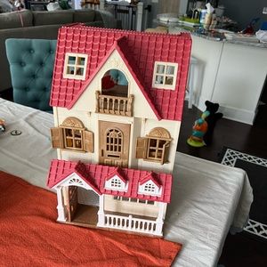 Calico Critters Red Roof Cozy Cottage & Sweet Raspberry Home,